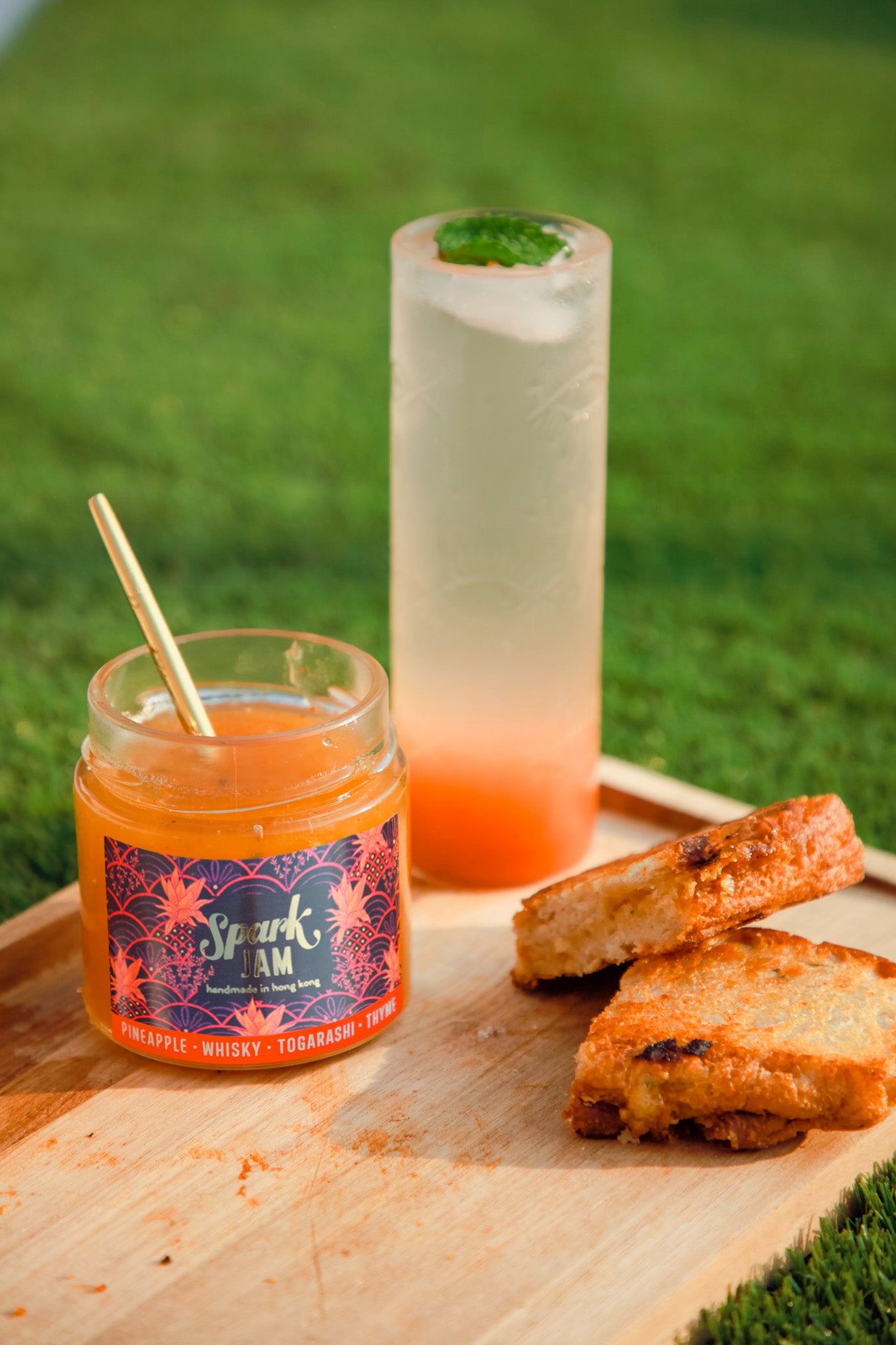 Spark Pineapple Jam with Whisky